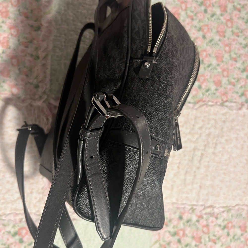 Michael Kors Signature Rhea Zip Medium Backpack - Picture 2 of 6